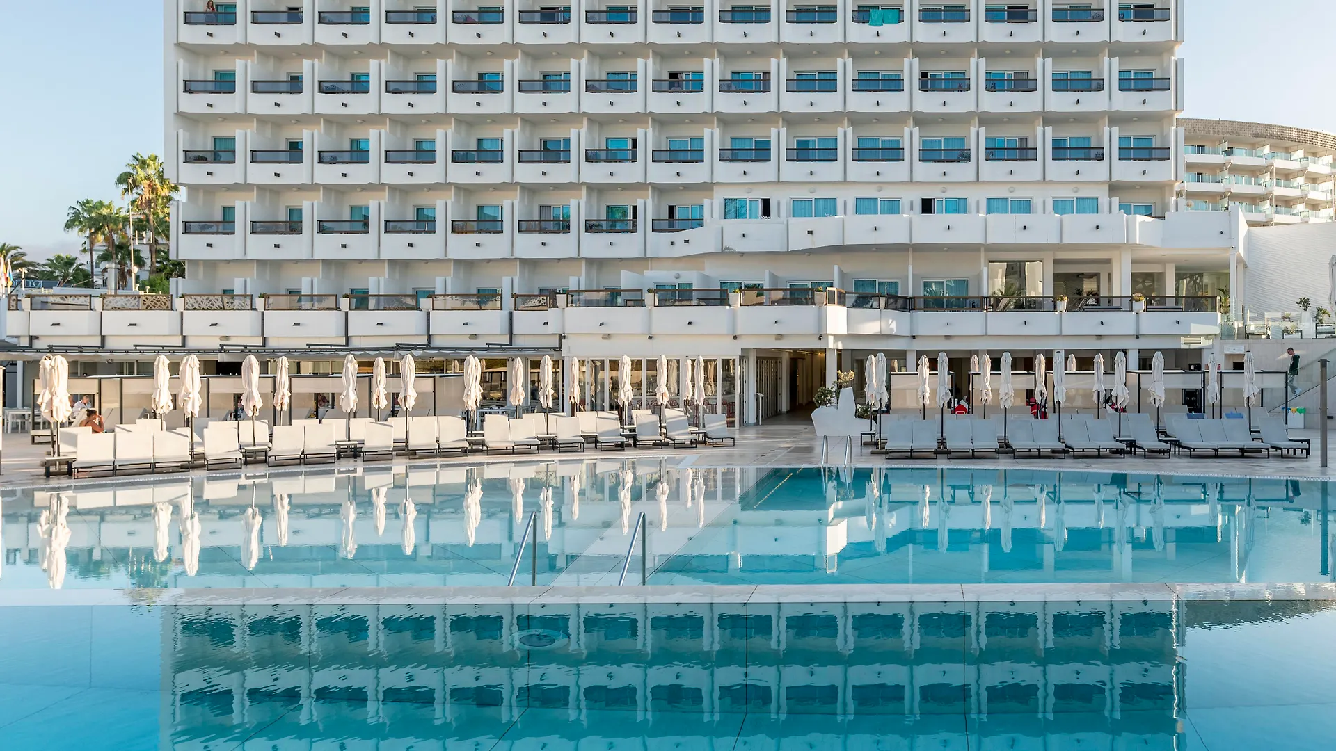 ****  פלאייה דל אינגלז Hotel Caserio ספרד